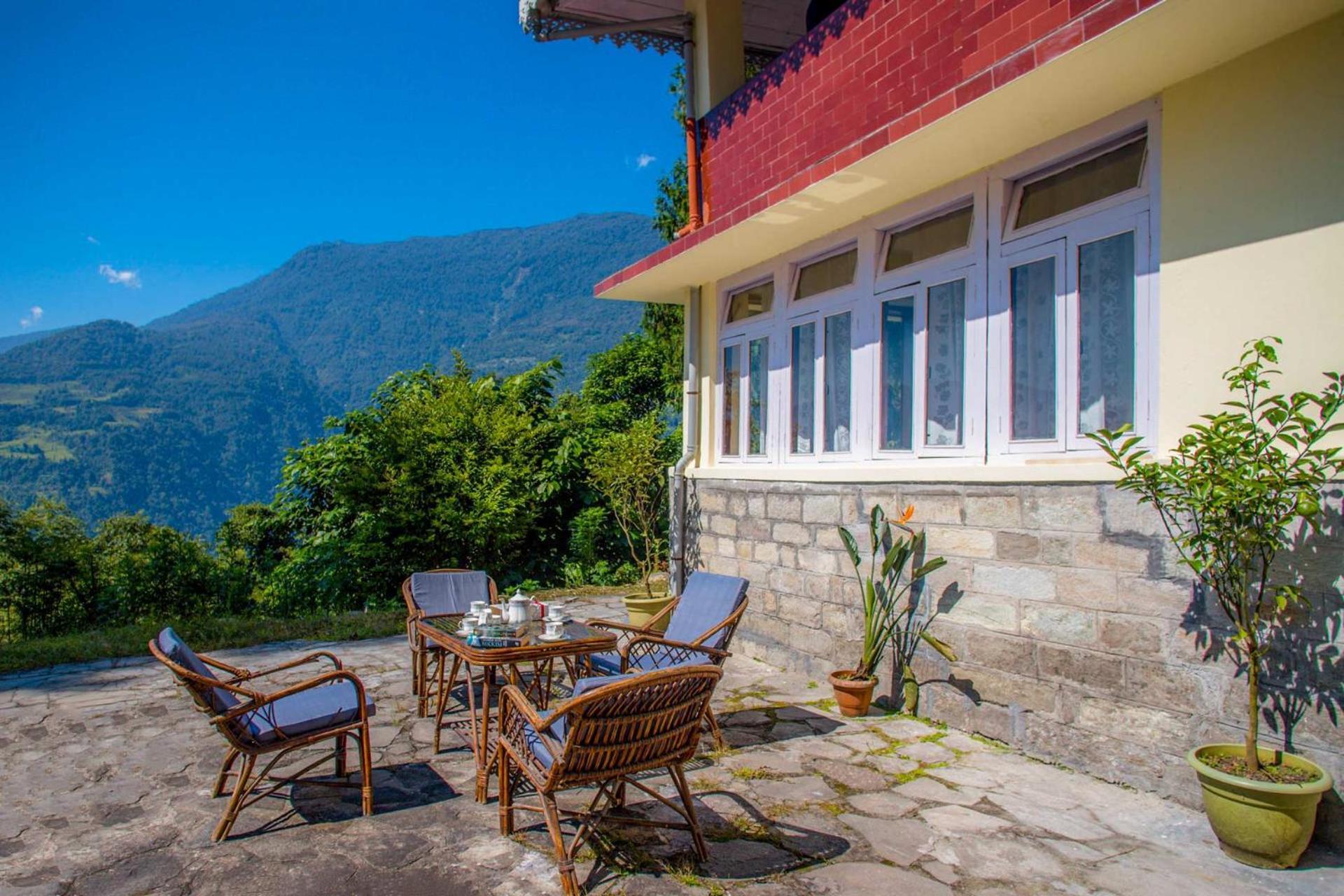 La Ipsing Farm By Stayvista - 3 Bhk Villa With Balcony, Mountain View, Indoor Games, And Pet Friendly Samdong Dış mekan fotoğraf