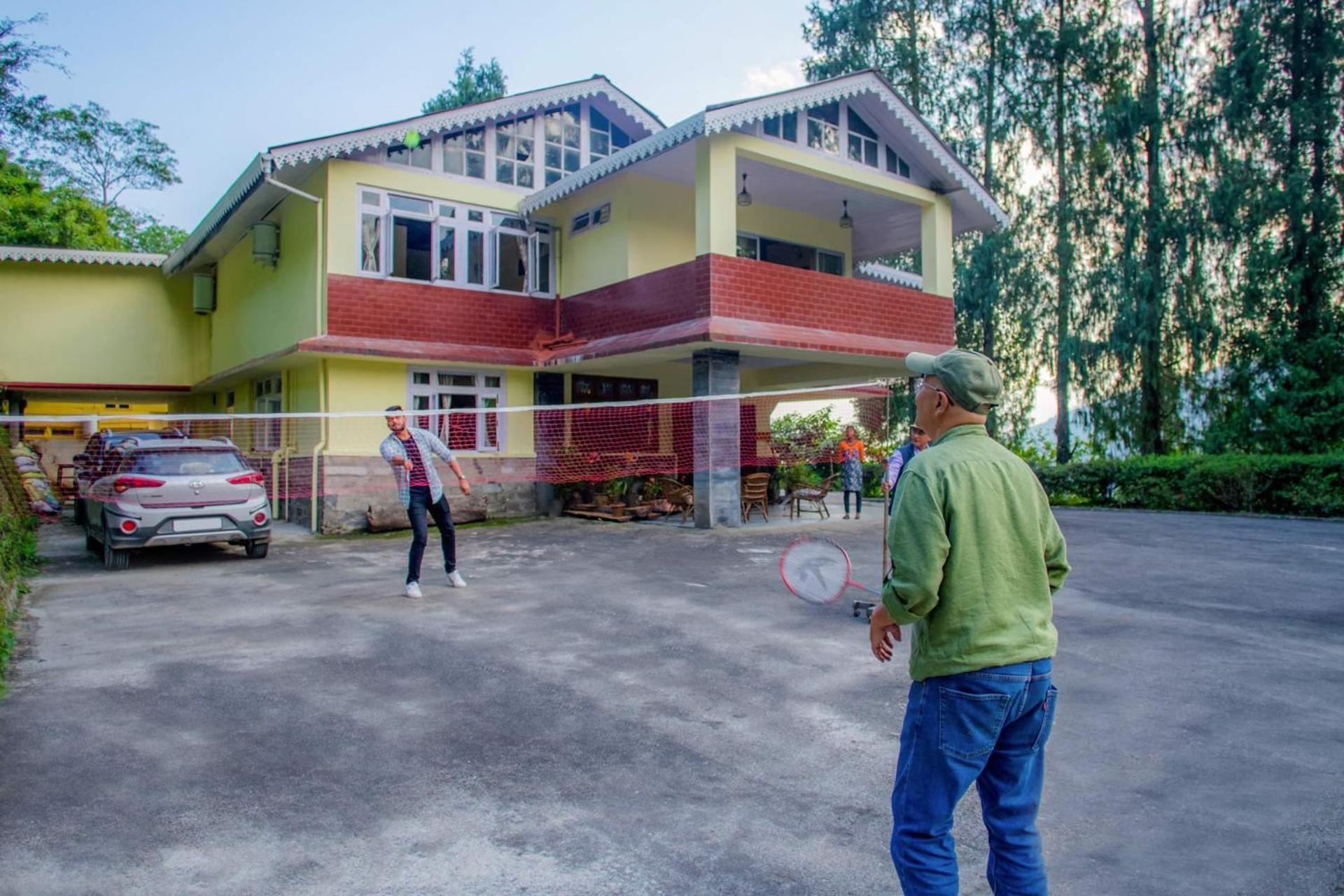 La Ipsing Farm By Stayvista - 3 Bhk Villa With Balcony, Mountain View, Indoor Games, And Pet Friendly Samdong Dış mekan fotoğraf